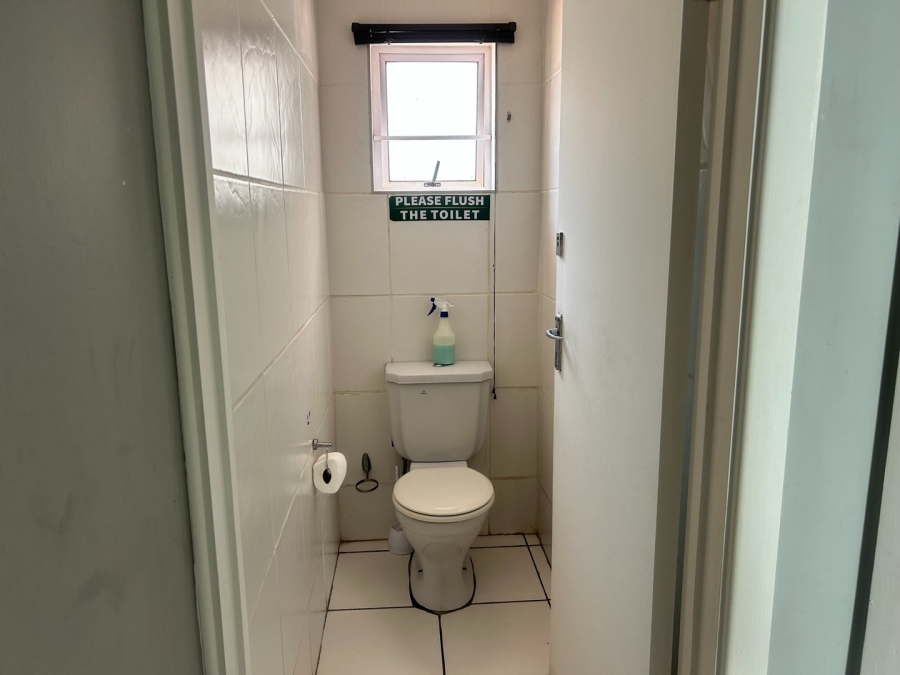 7 Bedroom Property for Sale in Quigney Eastern Cape